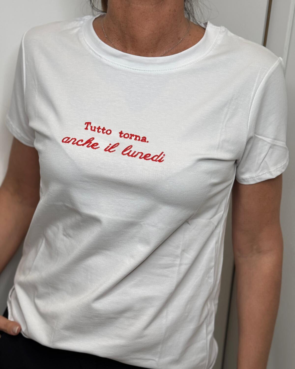 T-shirt scritte red