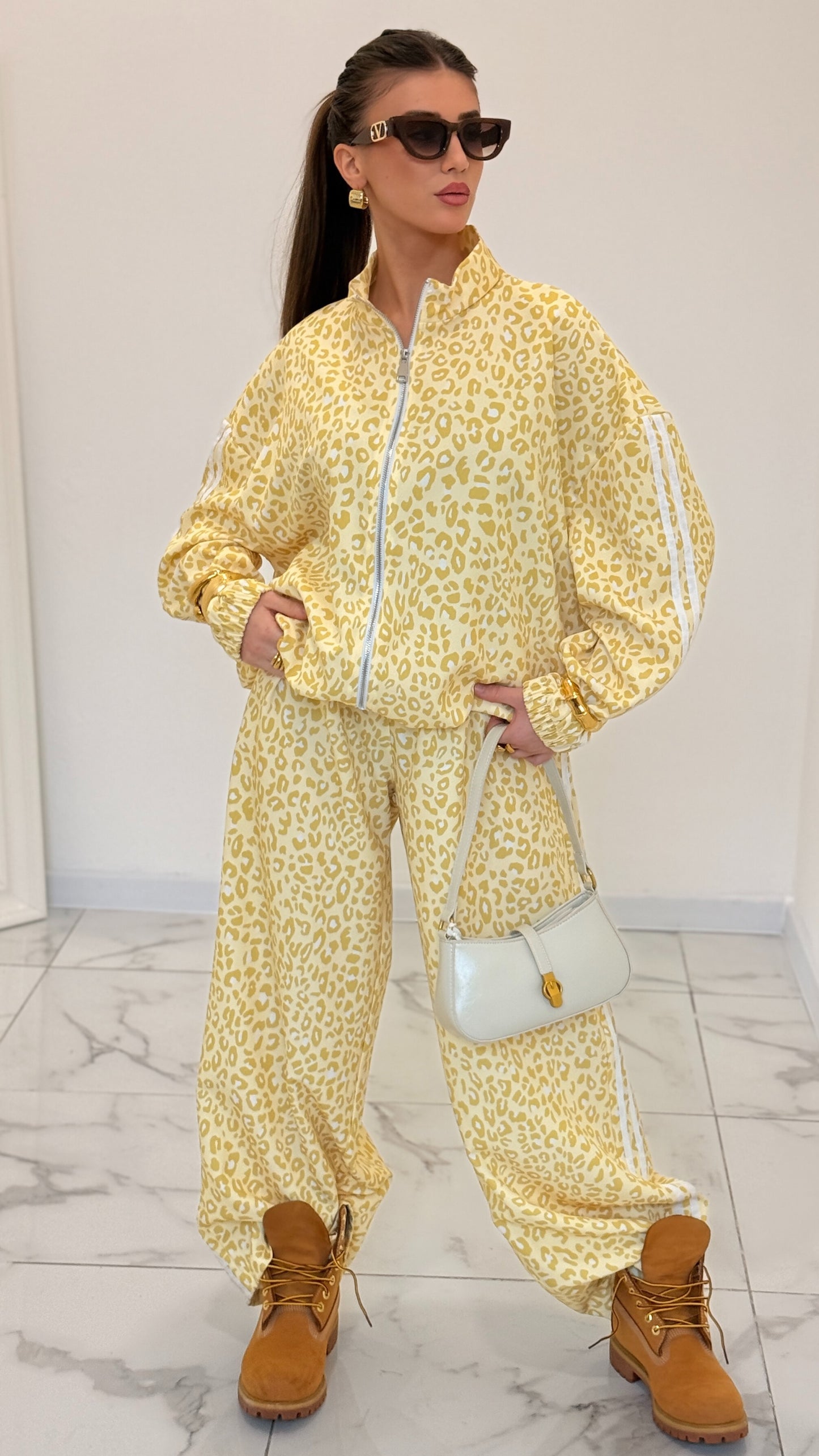 COMPLETO TUTA MACULATA GIALLA