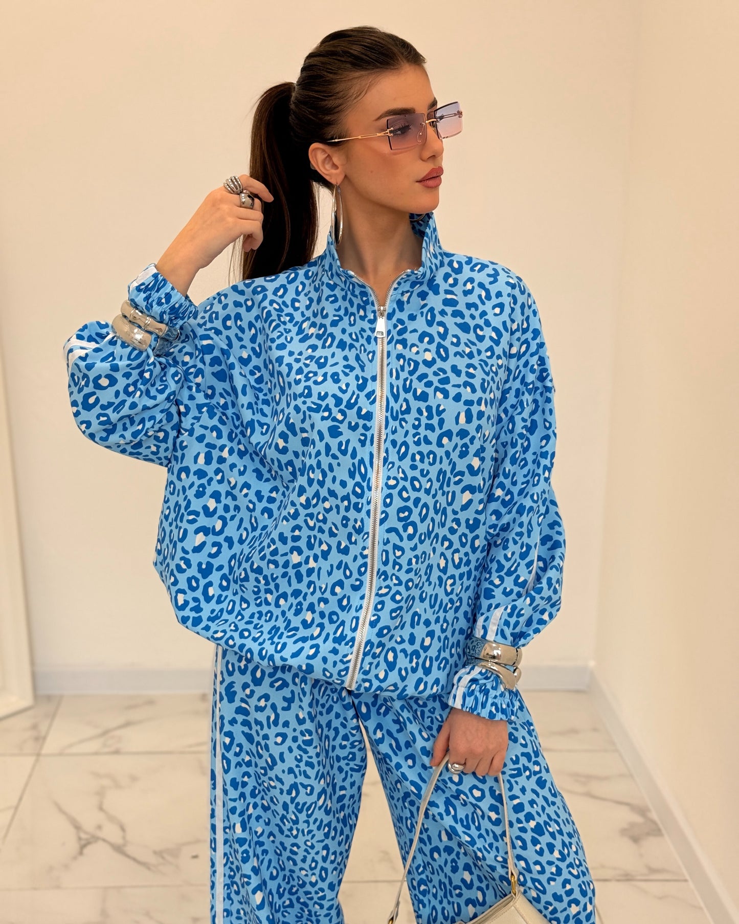 COMPLETO TUTA MACULATA AZZURRA