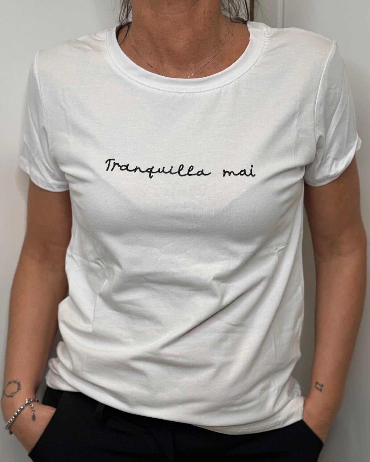 T-shirt scritte black