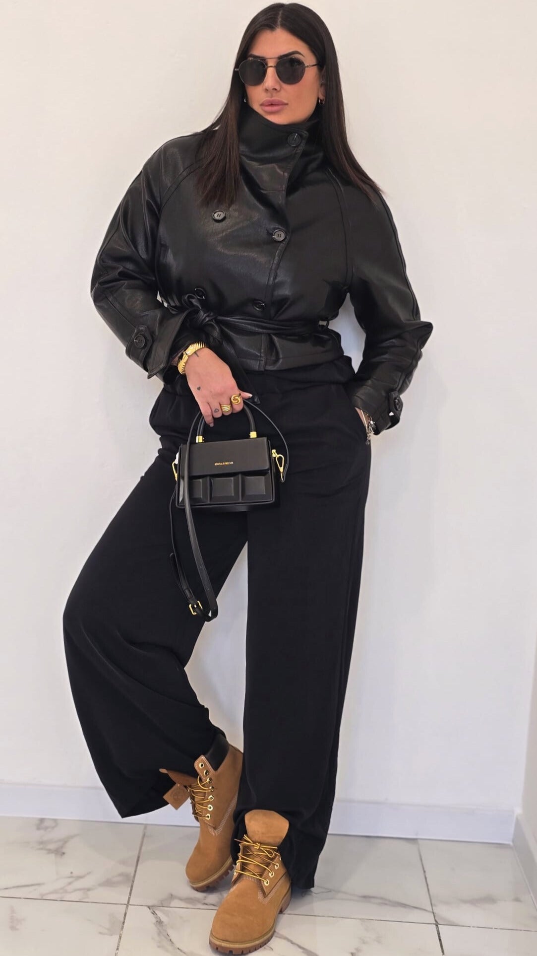 COMPLETO KIA NERO curvy