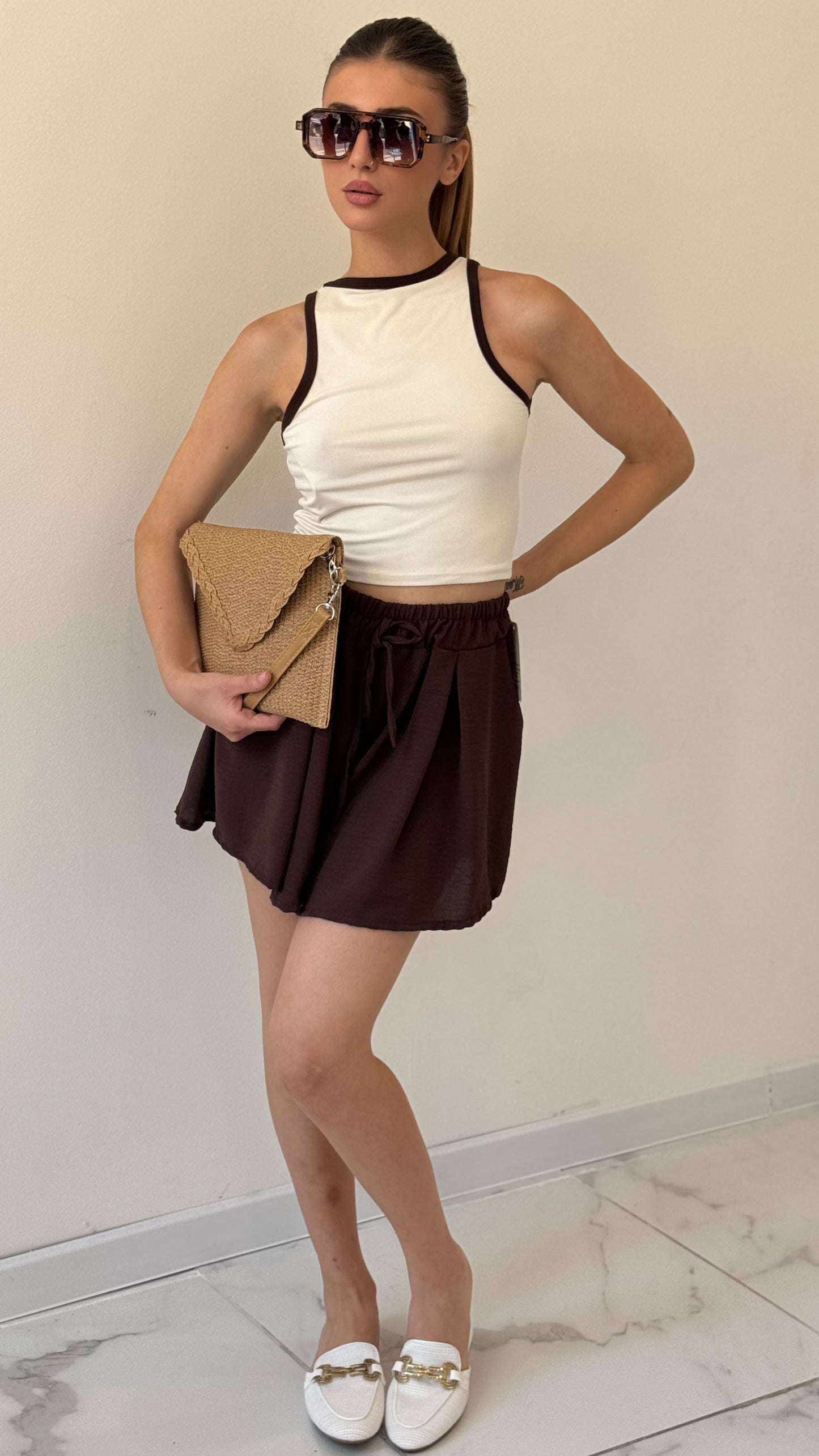 SHORTS ADRIANA MARRONE
