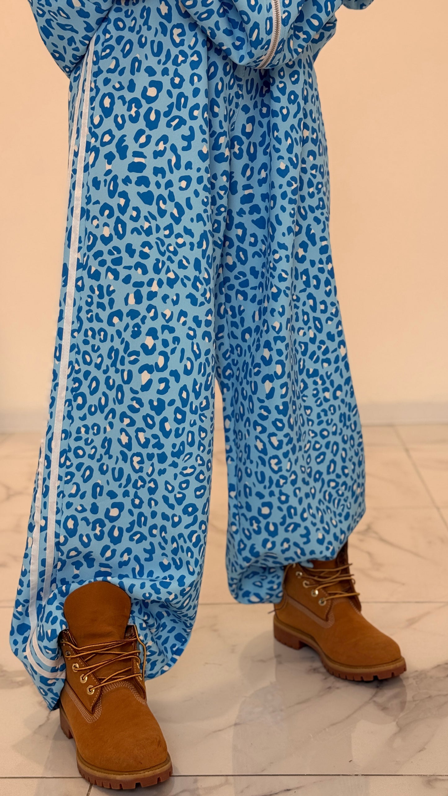 COMPLETO TUTA MACULATA AZZURRA