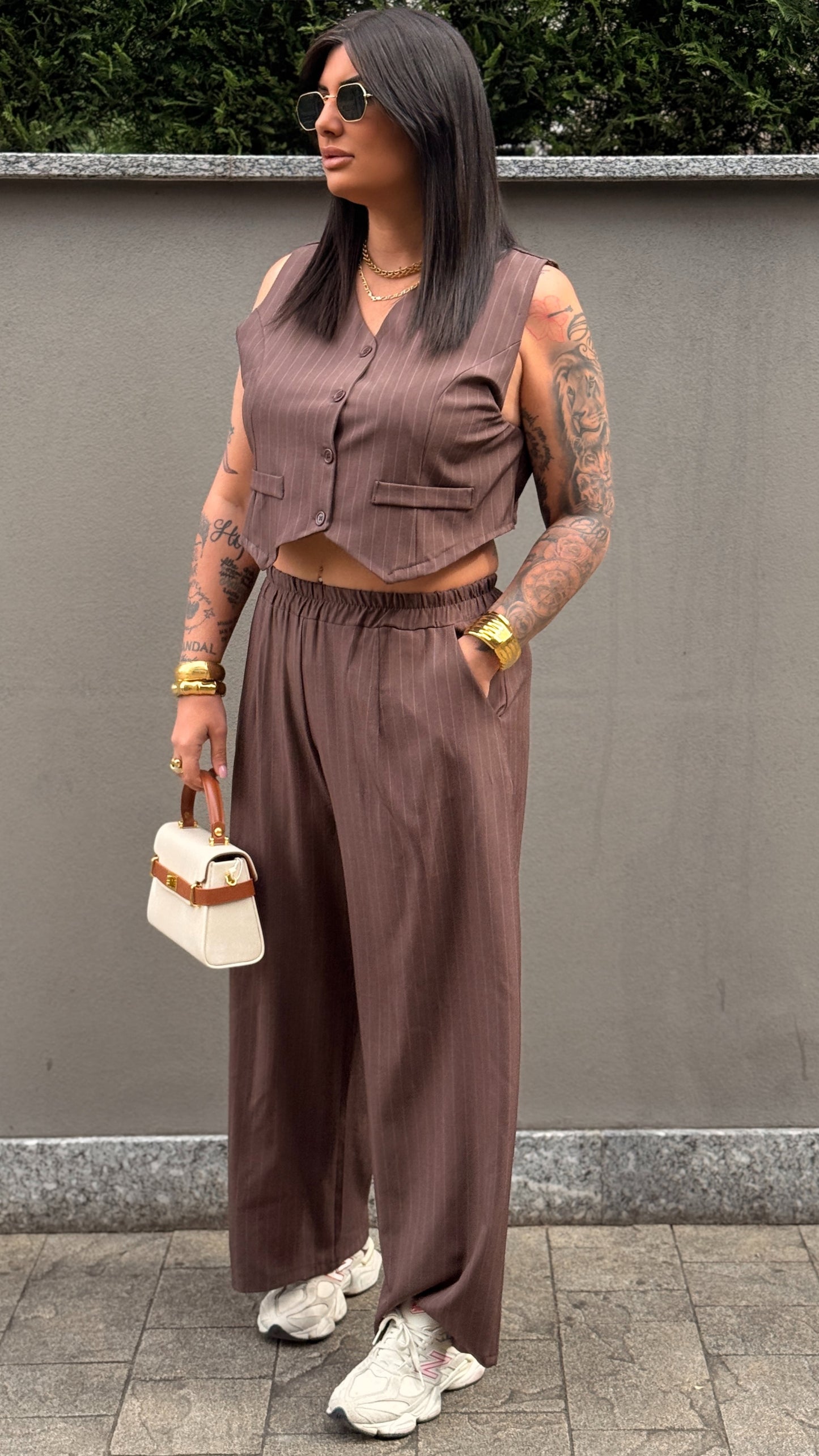COMPLETO TAYDA CURVY MARRONE