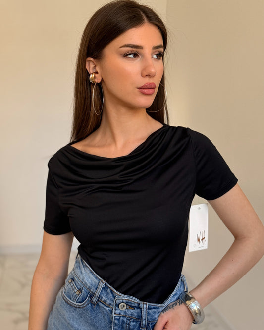 T-SHIRT ELETTRA NERA