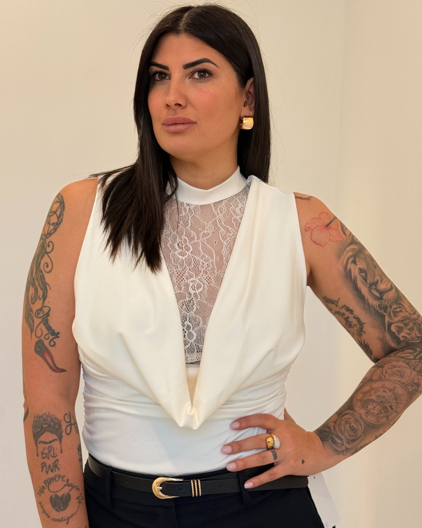 MAGLIA PIZZO CURVY BIANCA