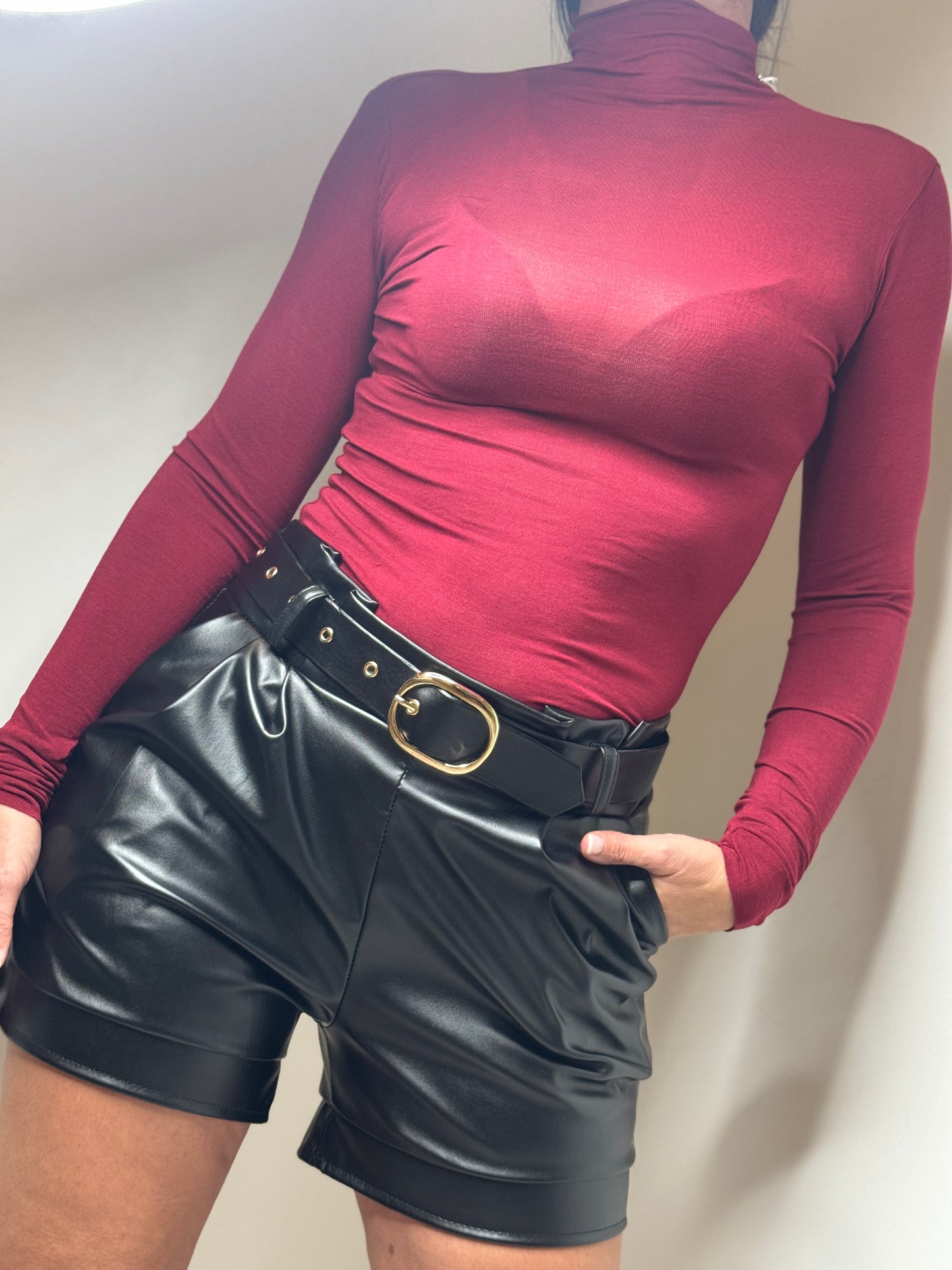 SHORTS PELLE più varianti colore