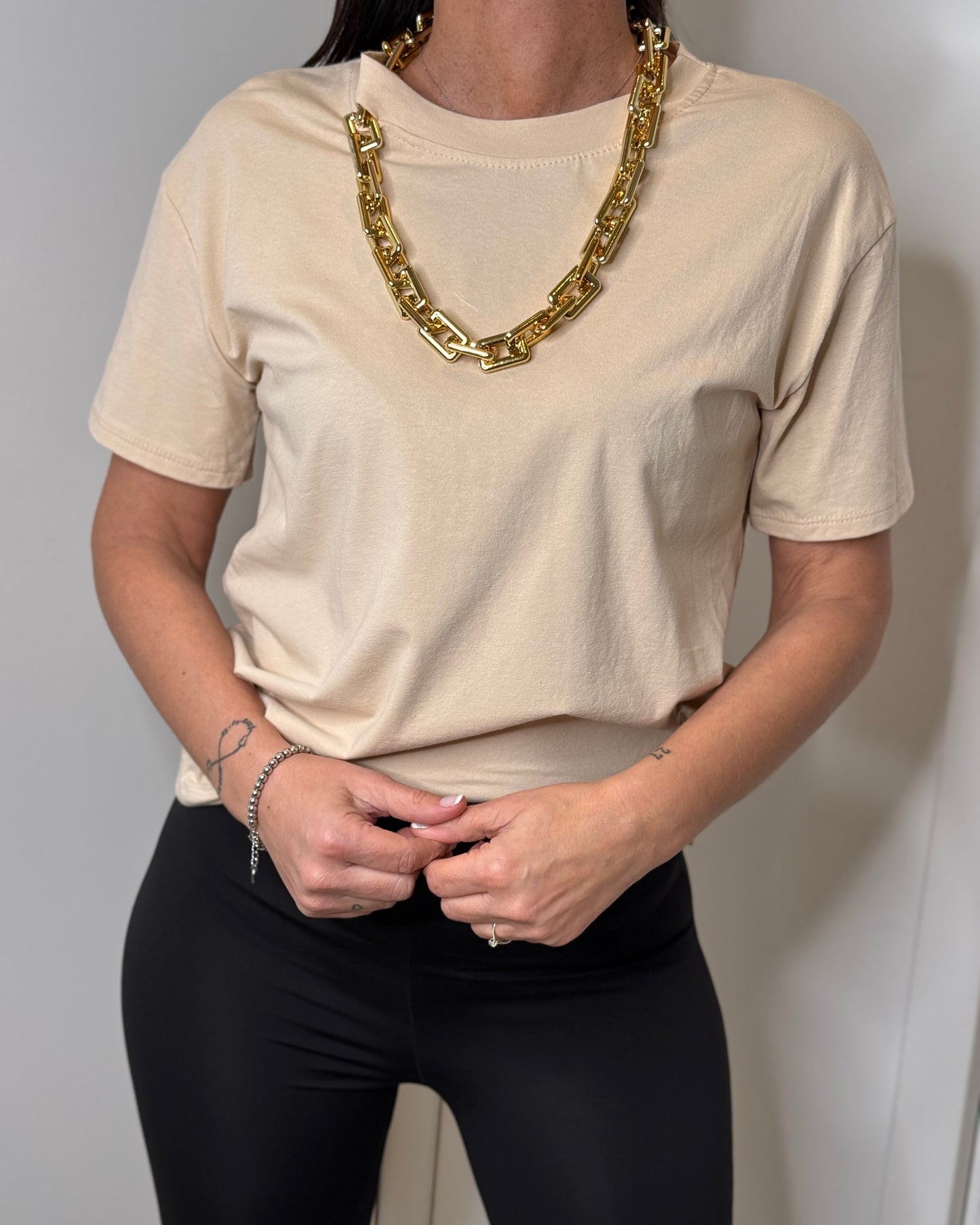 T-shirt catena