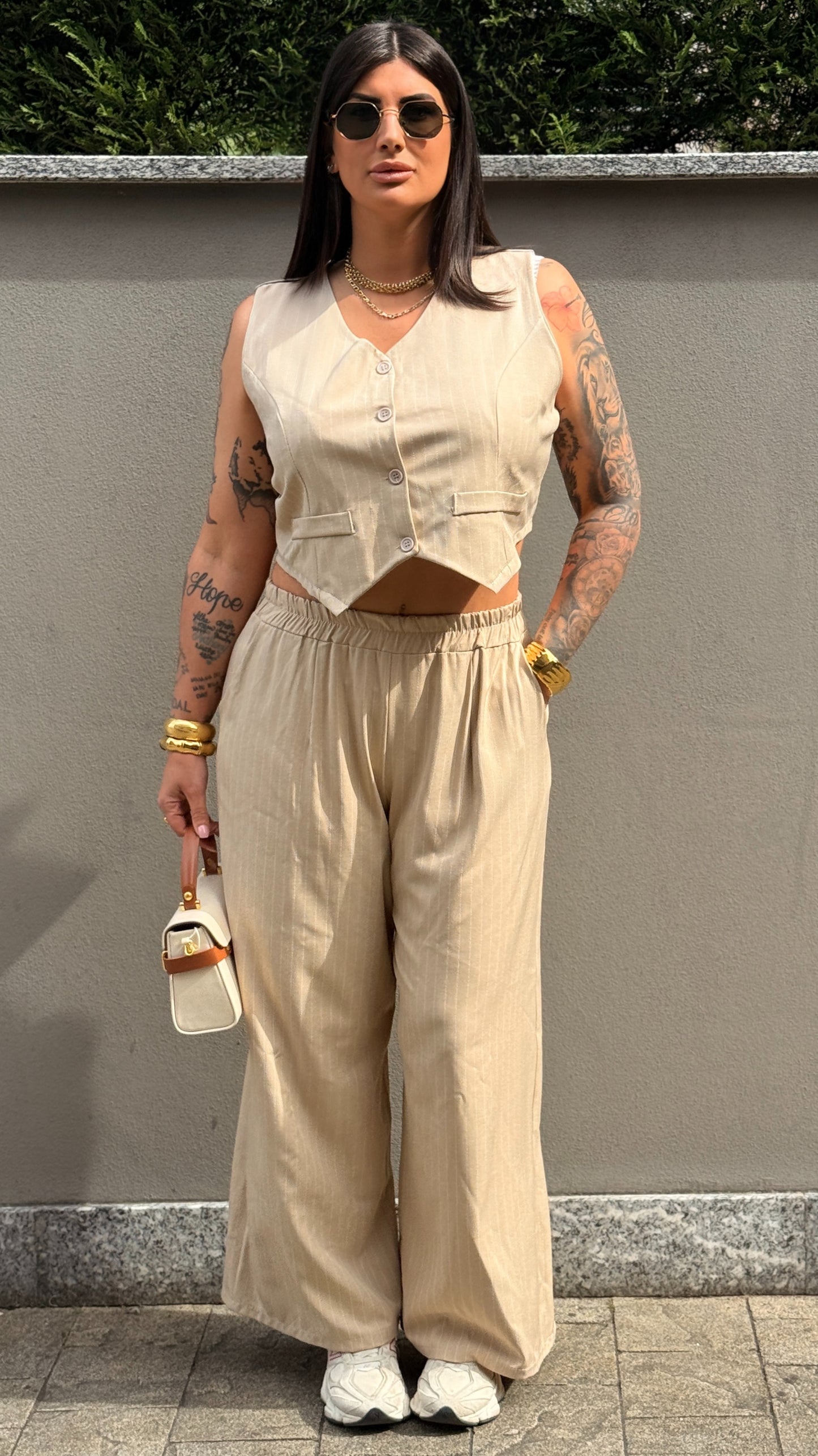 COMPLETO TAYDA CURVY BEIGE