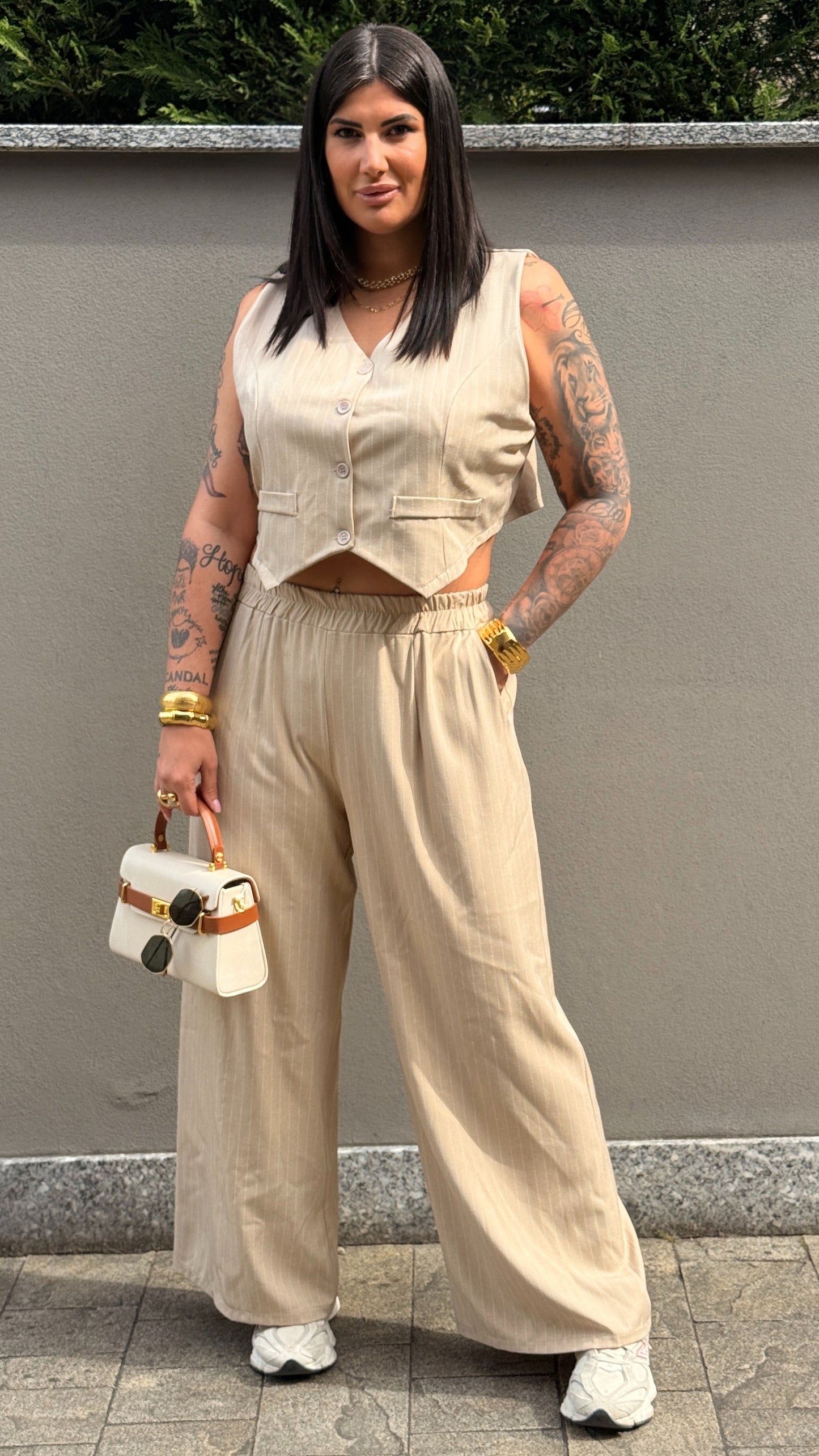 COMPLETO TAYDA CURVY BEIGE