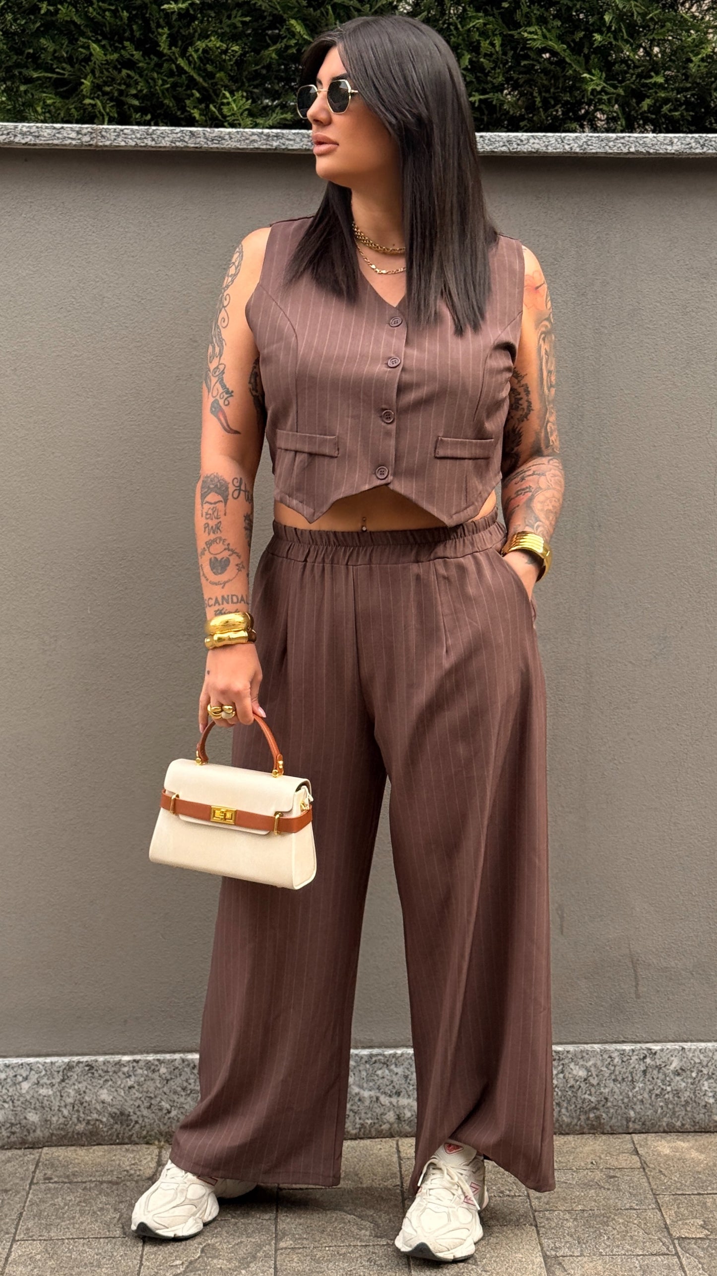 COMPLETO TAYDA CURVY MARRONE