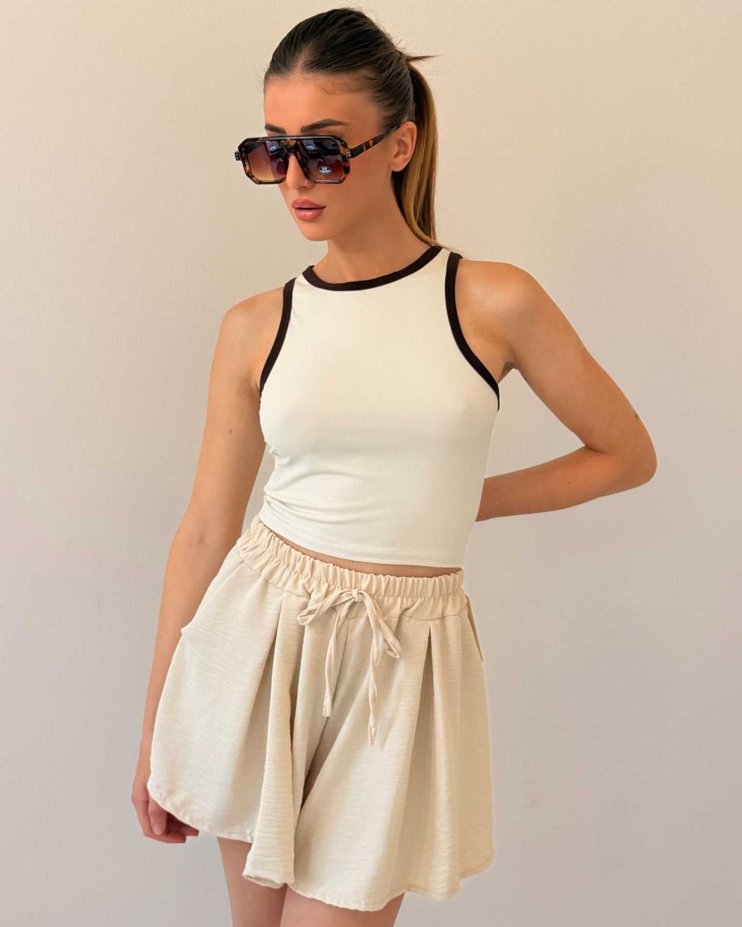 SHORTS ADRIANA BEIGE
