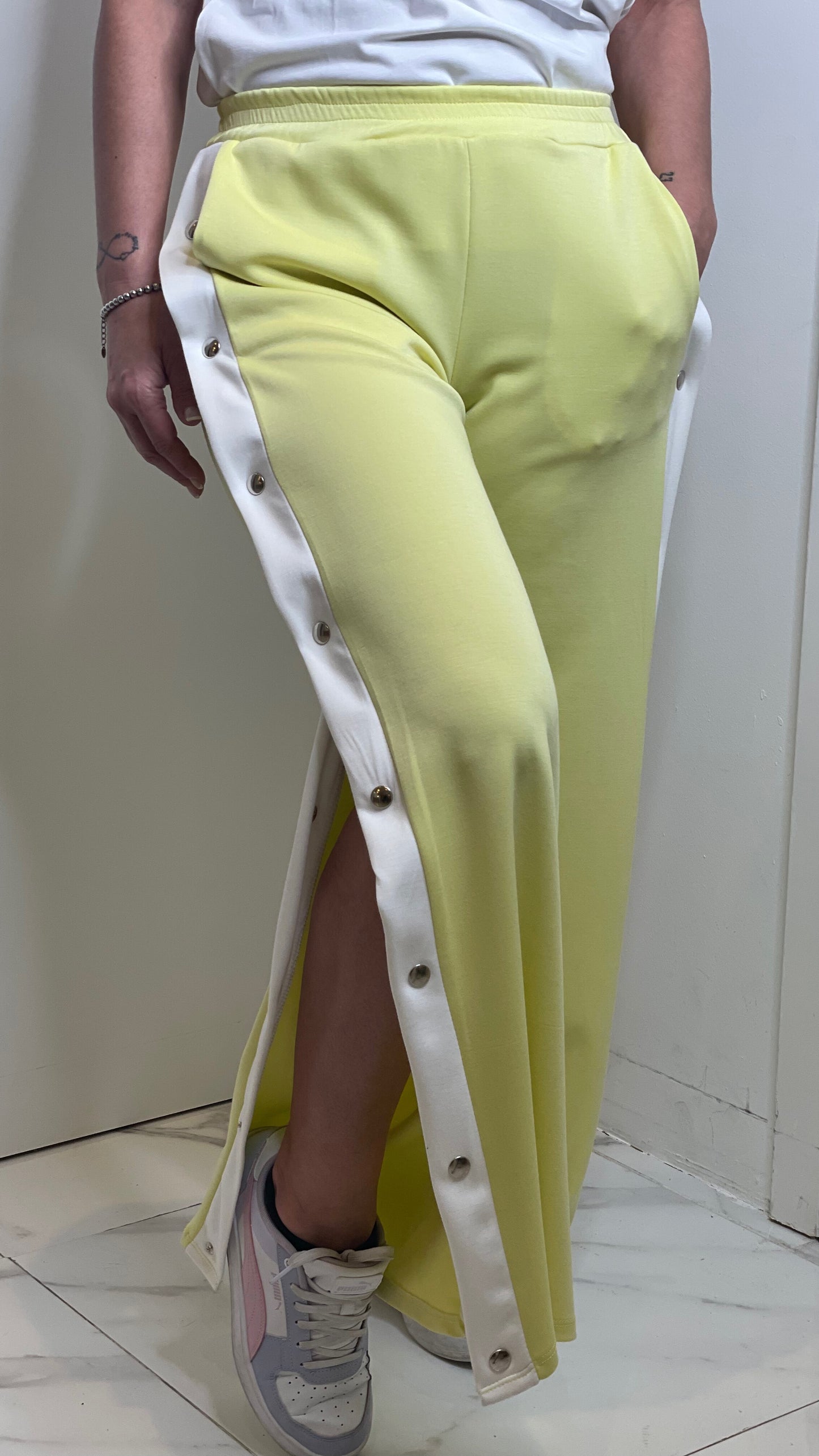 PANTA BUTTON
